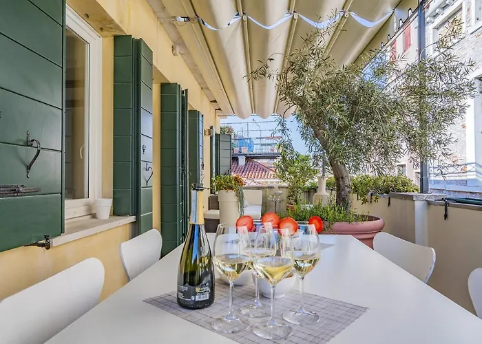 Colleoni Apartment With 2 Superb Terraces